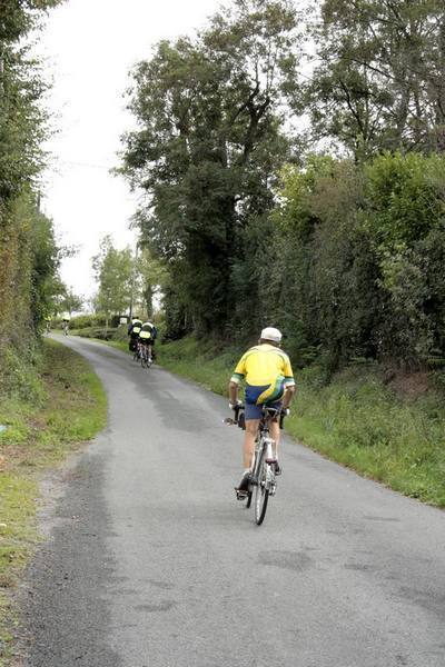 <p>est en difficulté.</p>
