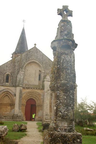 Aulnay <p>à proximité des tombes mérovingiennes.</p>