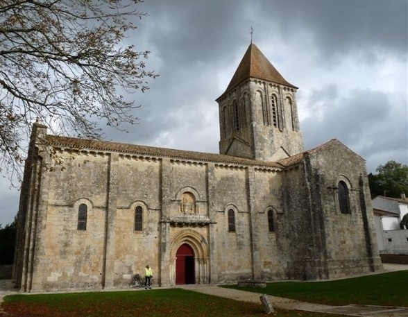 Église Saint-Pierre de Melle