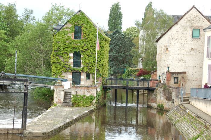 Le moulin clapota