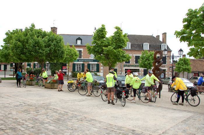 Des rassemblements nous regroupèrent