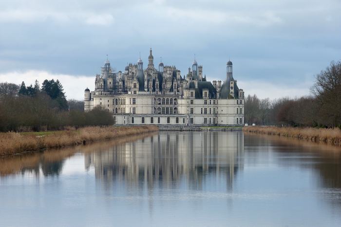 <p>Le camp des draps d'or</p>